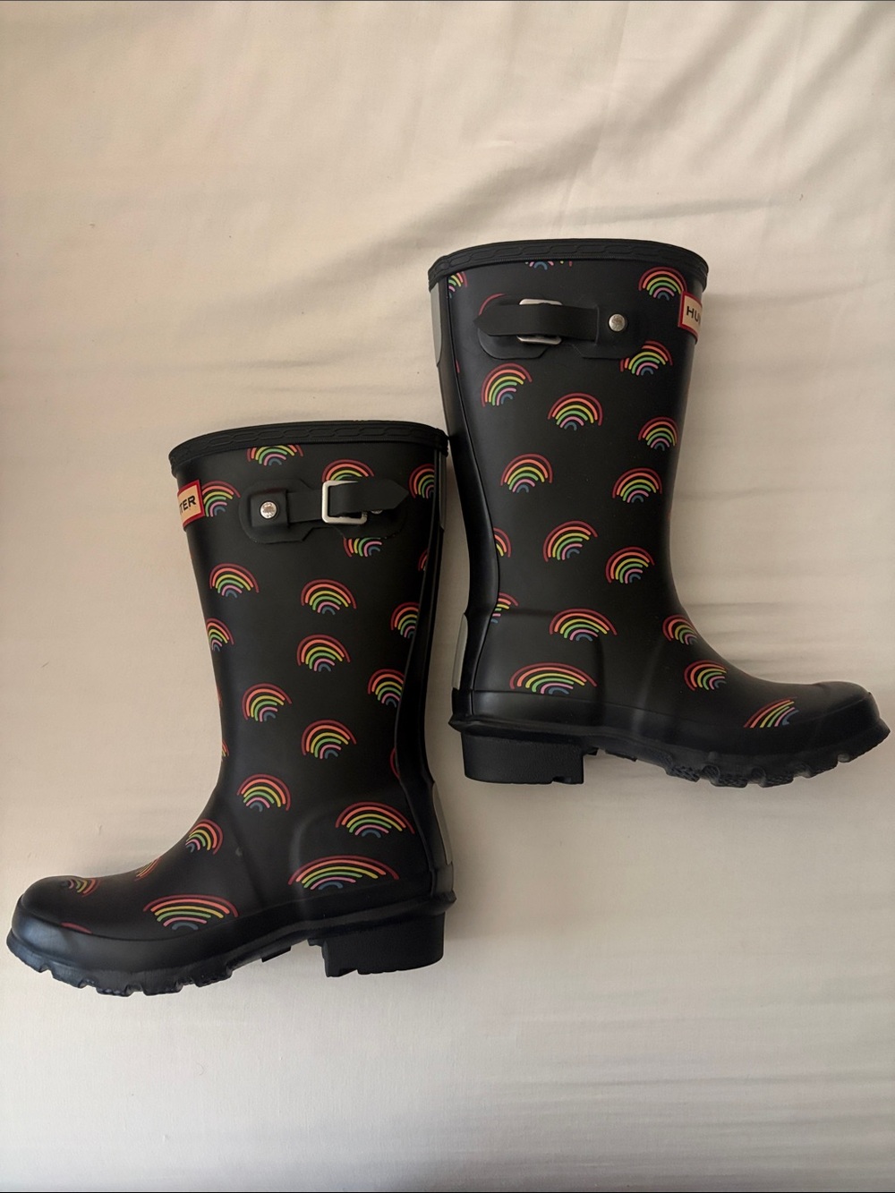 Hunter Kids Black Rain Boots with Rainbow Print - Picture 4 of 4